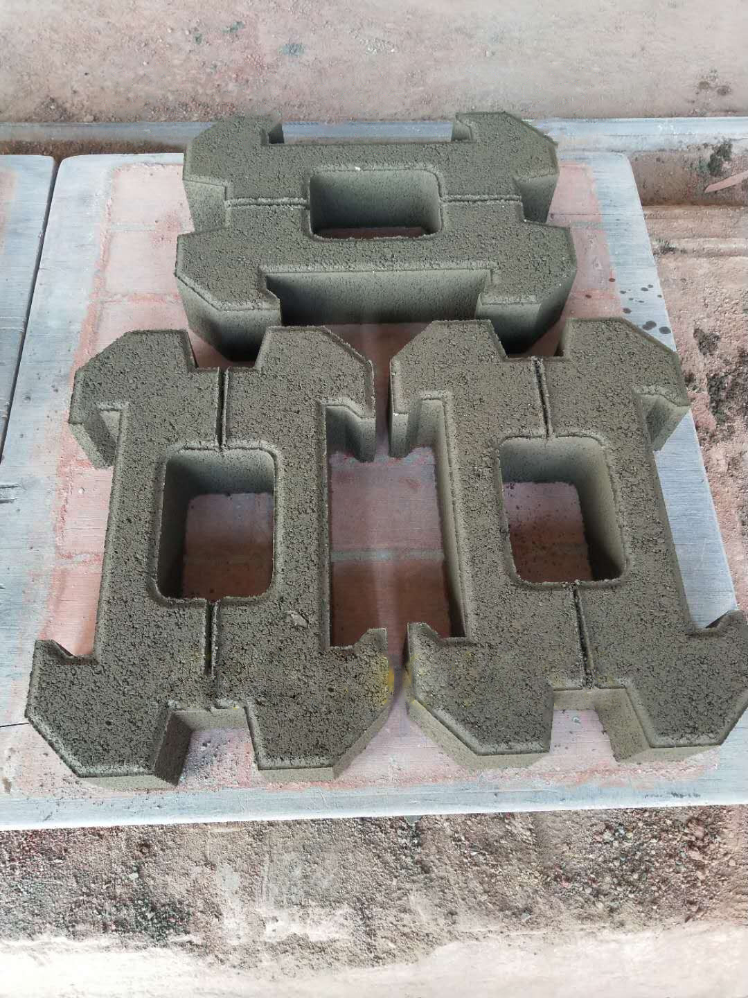 工字連鎖塊護(hù)坡磚