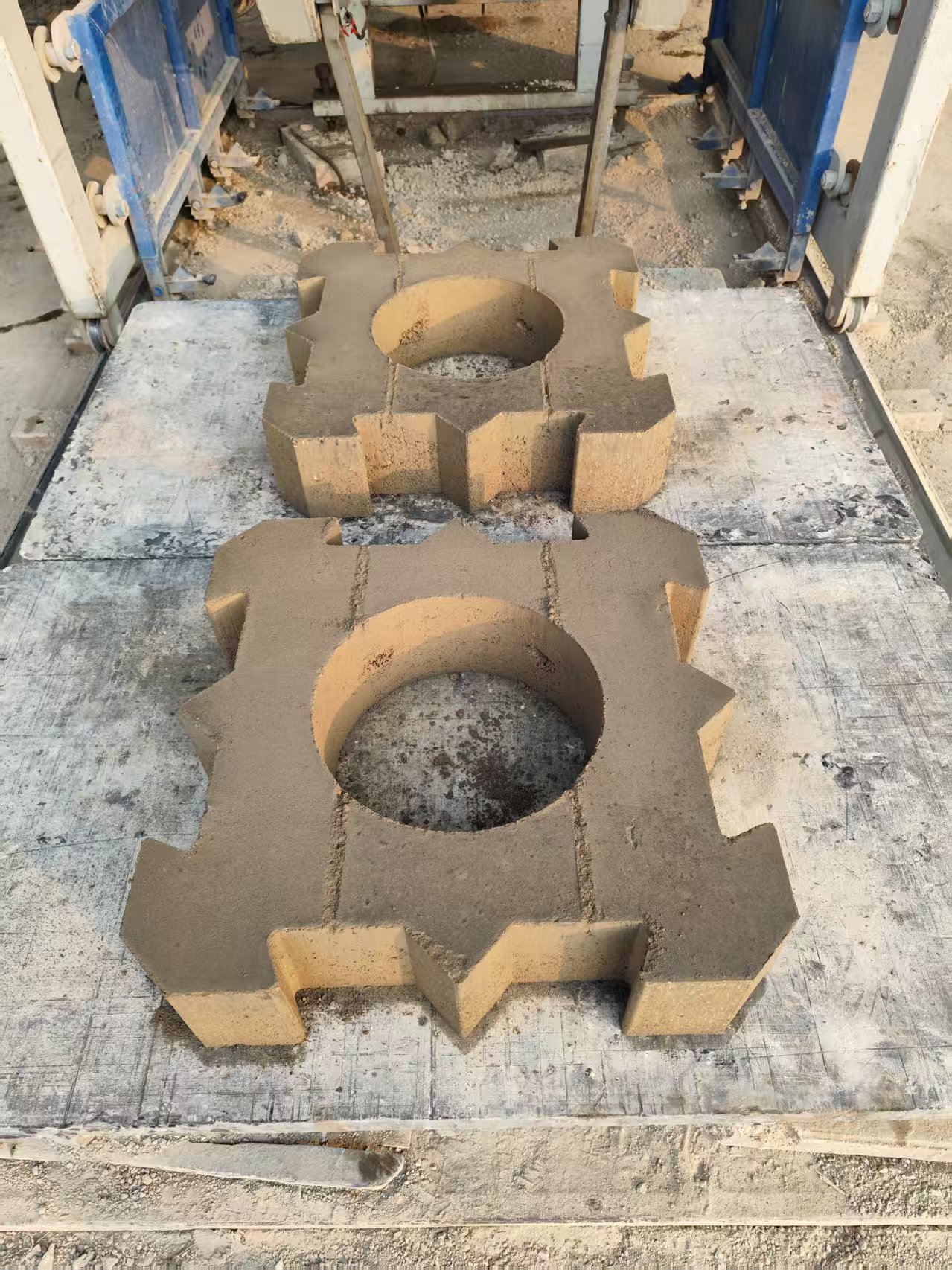 風火輪護坡磚鉸接式護坡磚